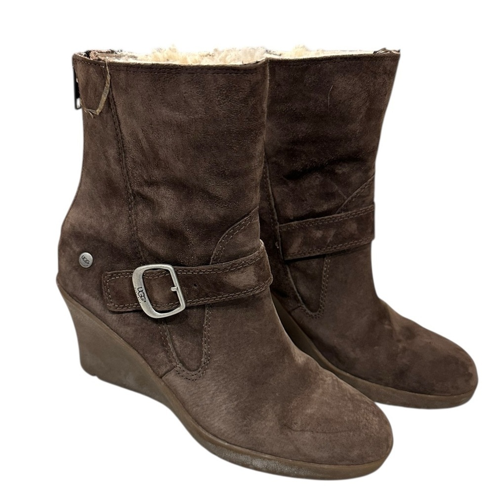 Women’s UGG Brown Suede Giselle Wedge Boots Booties Size 8